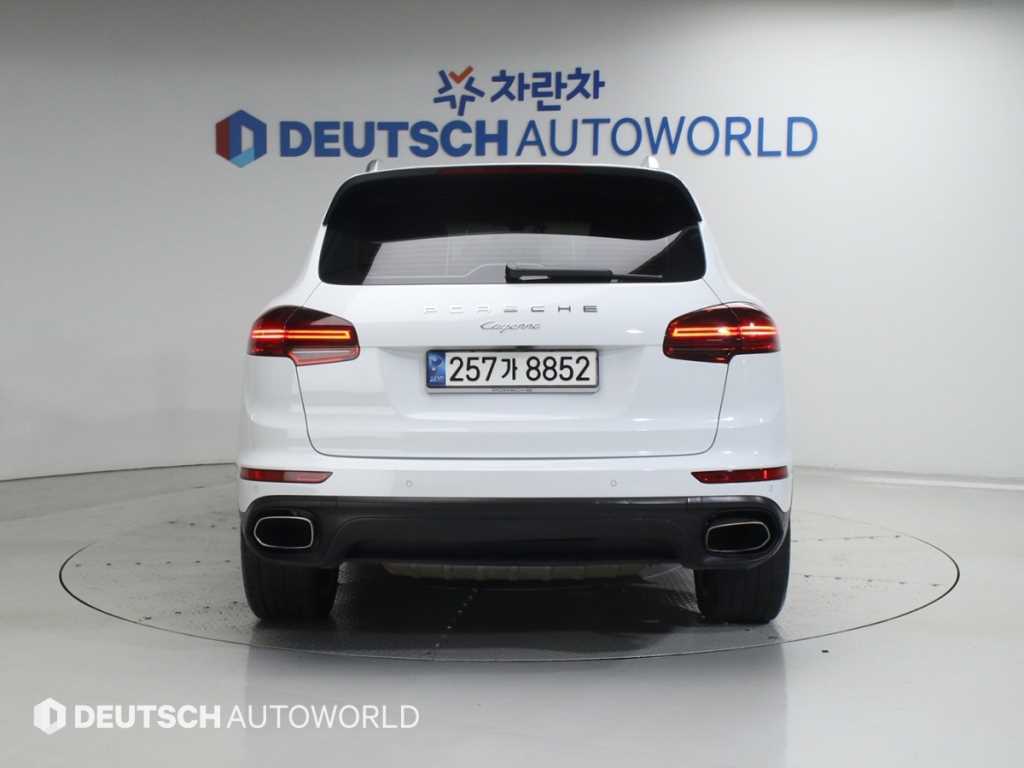 Porsche Cayenne - Vista 4