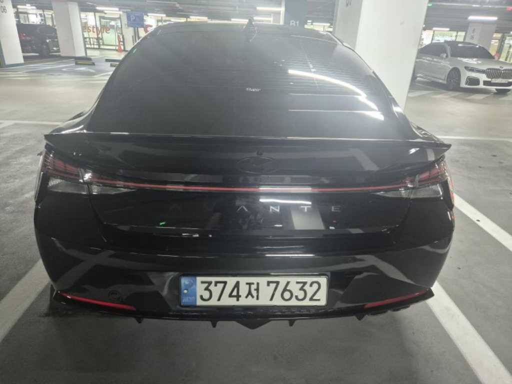 HYUNDAI Avante - Vista 4