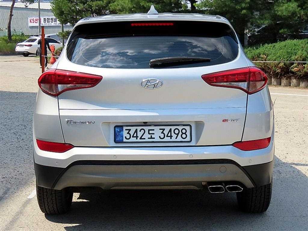 HYUNDAI Tucson - Vista 4