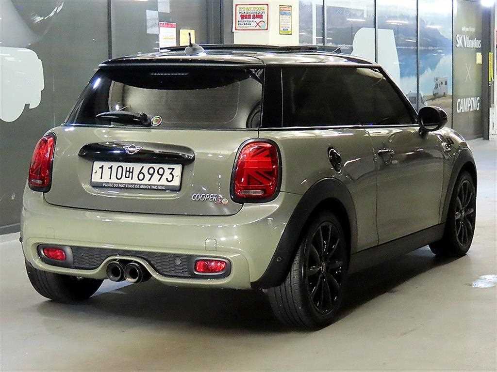 Mini Cooper - Vista 4