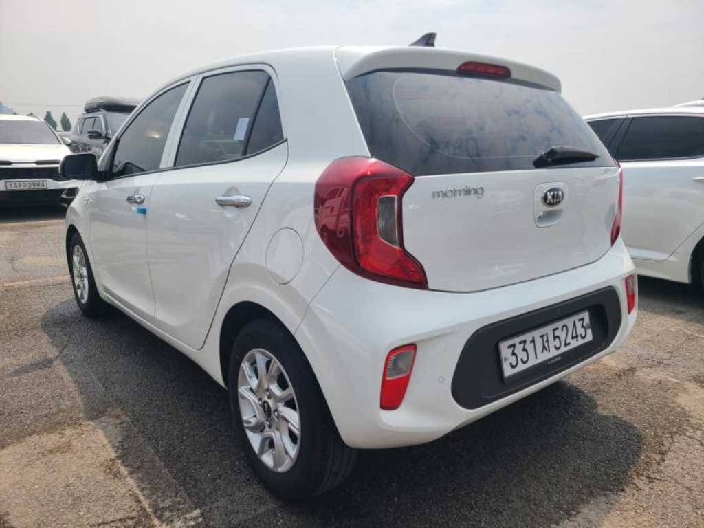 KIA Morning - Vista 4