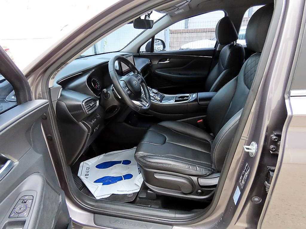 HYUNDAI Santa Fe - Vista 5
