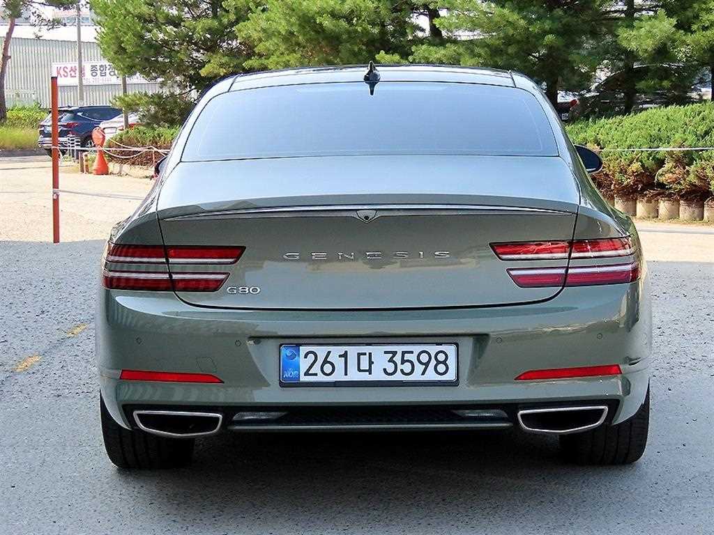 Genesis G80 - Vista 5