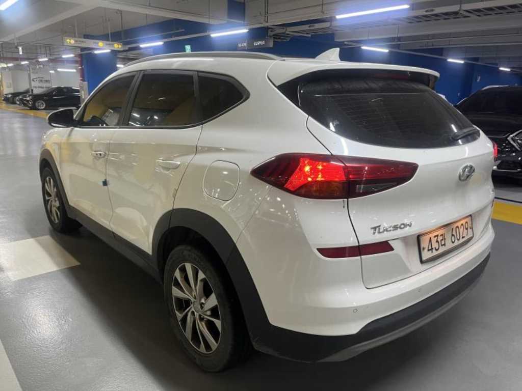 HYUNDAI Tucson - Vista 4