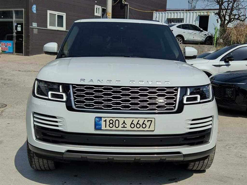 랜드로버 레인지로버 3.0 D350 AB SWB 사진 2/20