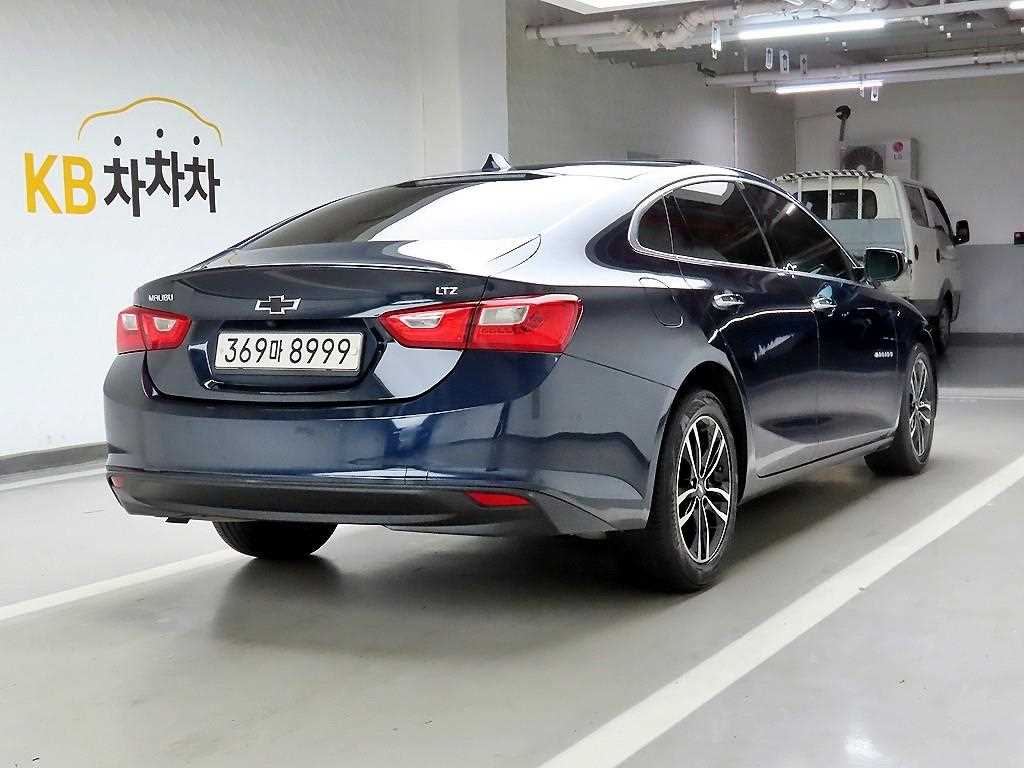 Chevrolet Malibu - Vista 4