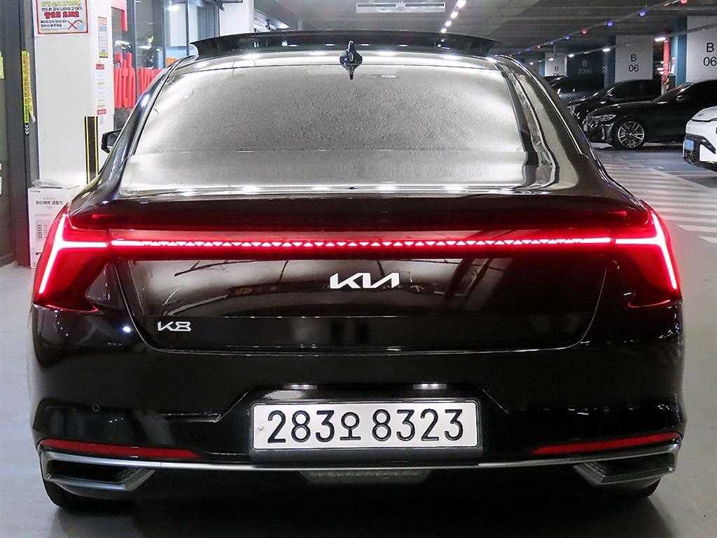 KIA K8 - Vista 5