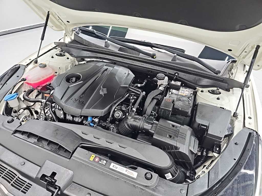 KIA K5 - Vista 5