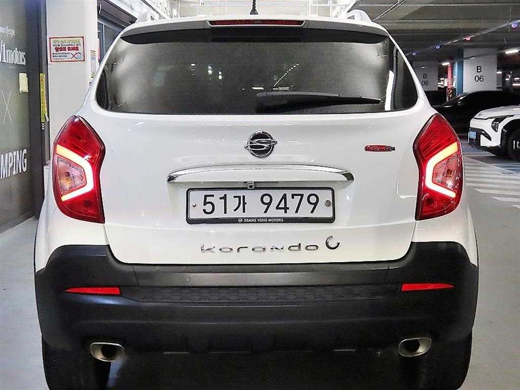 Ssangyong Korando - Vista 5