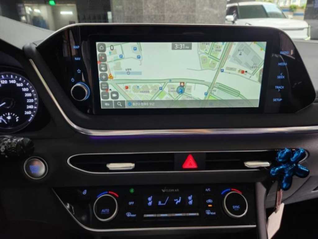 HYUNDAI Sonata - Vista 5