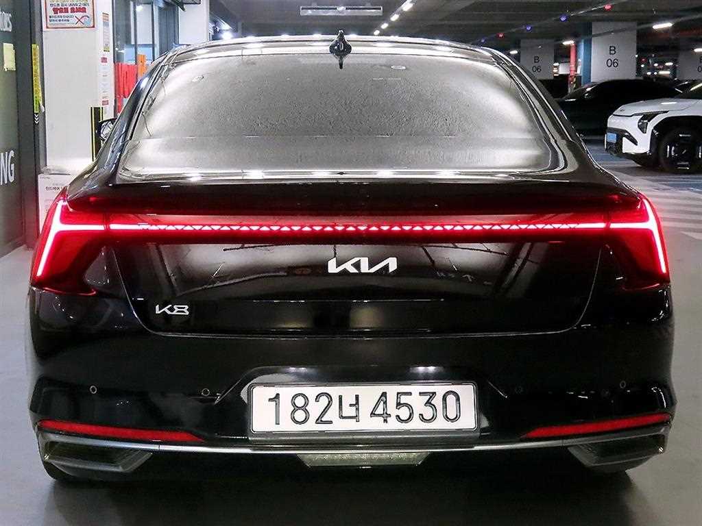 KIA K8 - Vista 5