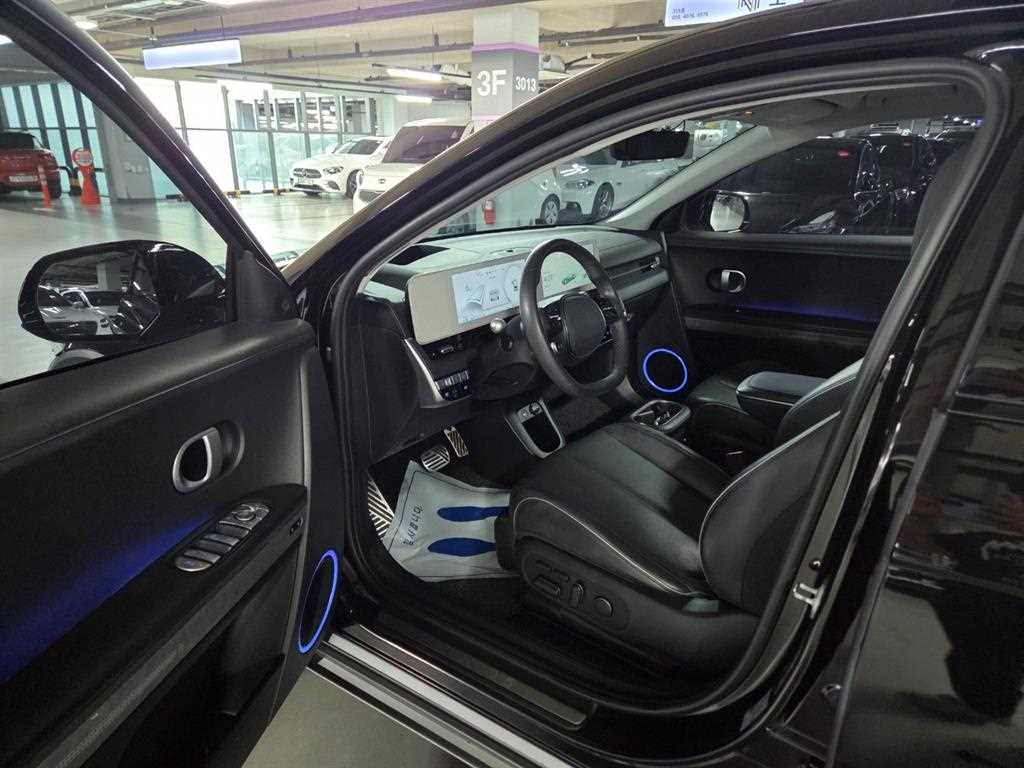 HYUNDAI Ioniq 5 - Vista 5