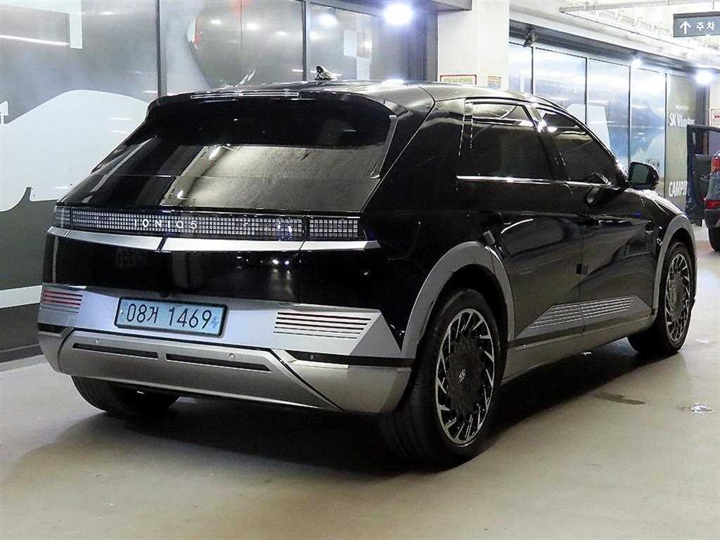 HYUNDAI Ioniq 5 - Vista 4