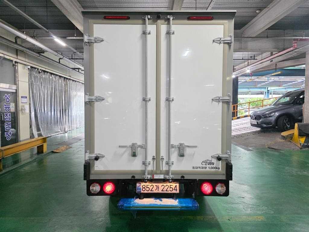 Small Truck Normal Box(High Deck) - Vista 5