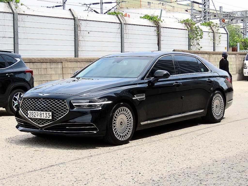 제네시스 G90 3.8 GDI AWD 프리미엄 럭셔리 사진 2/20