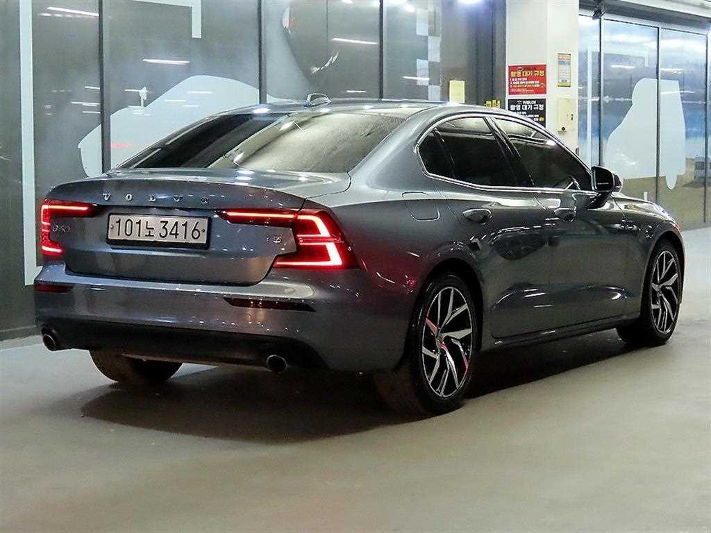 Volvo S60 - Vista 4