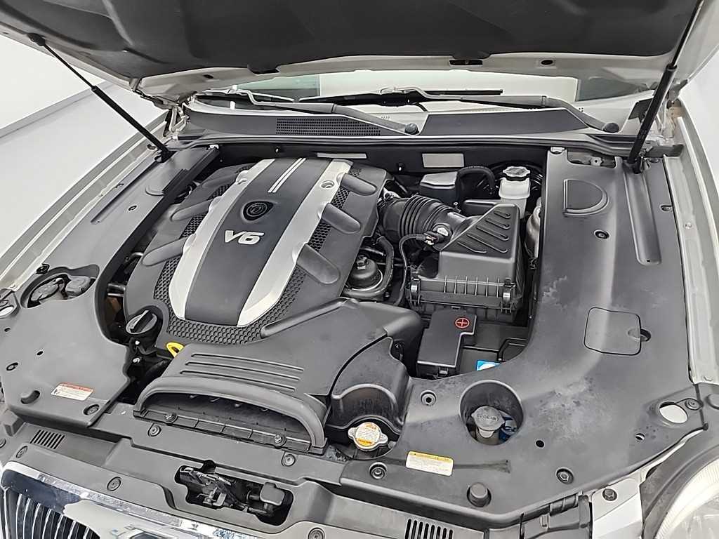 KIA Opirus - Vista 5