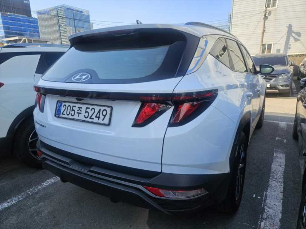 HYUNDAI Tucson - Vista 5