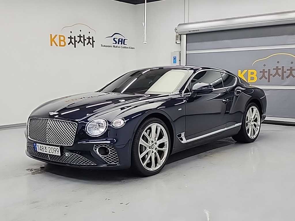 컨티넨탈 GT 3세대 4.0 V8 GT 2022년식