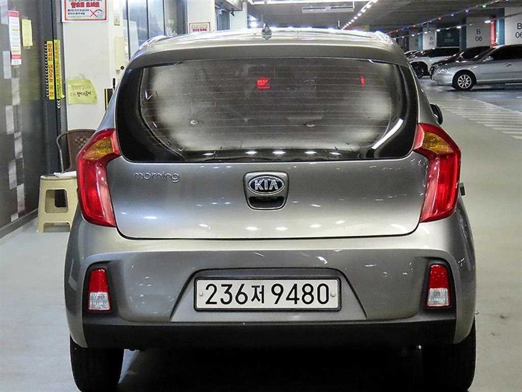 KIA Morning - Vista 5