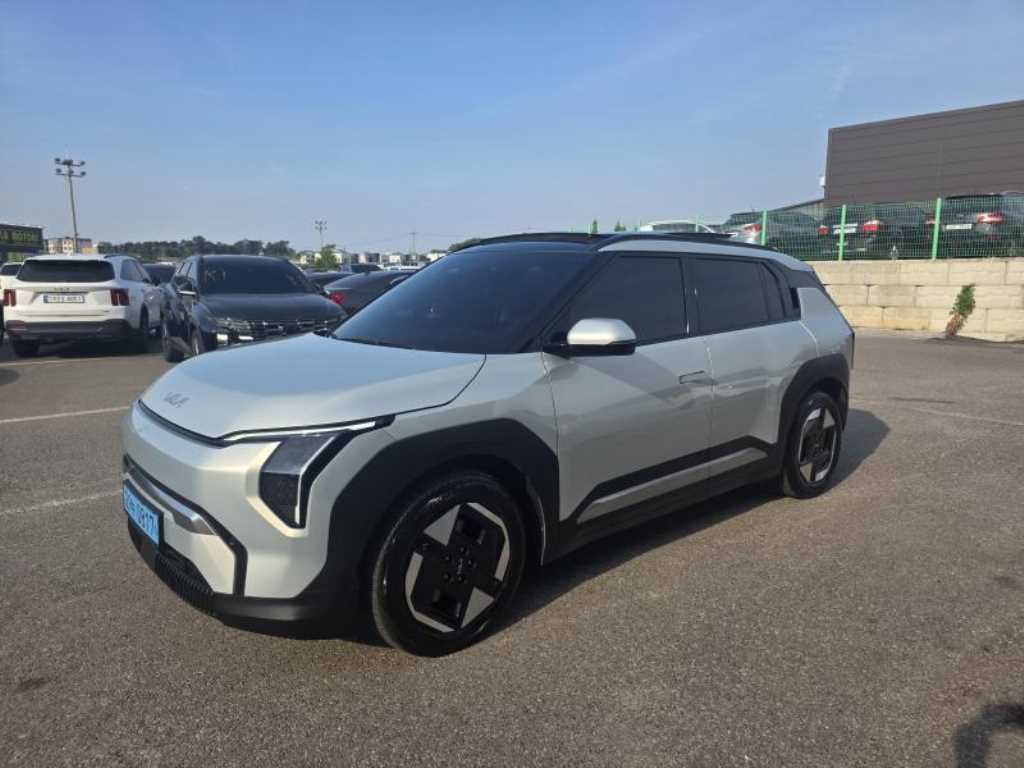 Kia EV3 Long Range 2WD Earth