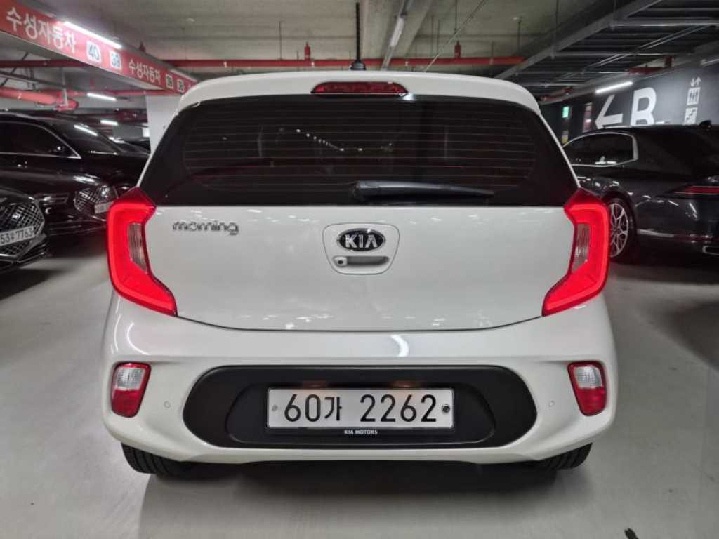 KIA Morning - Vista 4