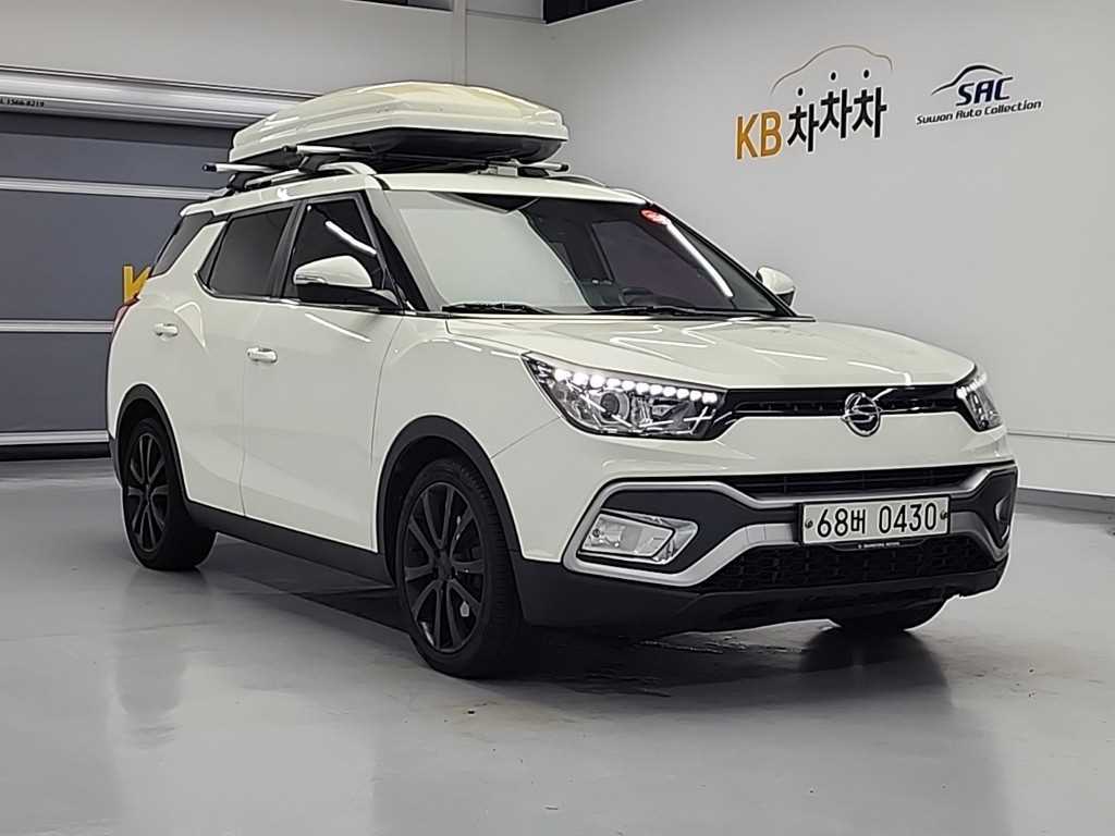 Ssangyong Tivoli - Vista 4