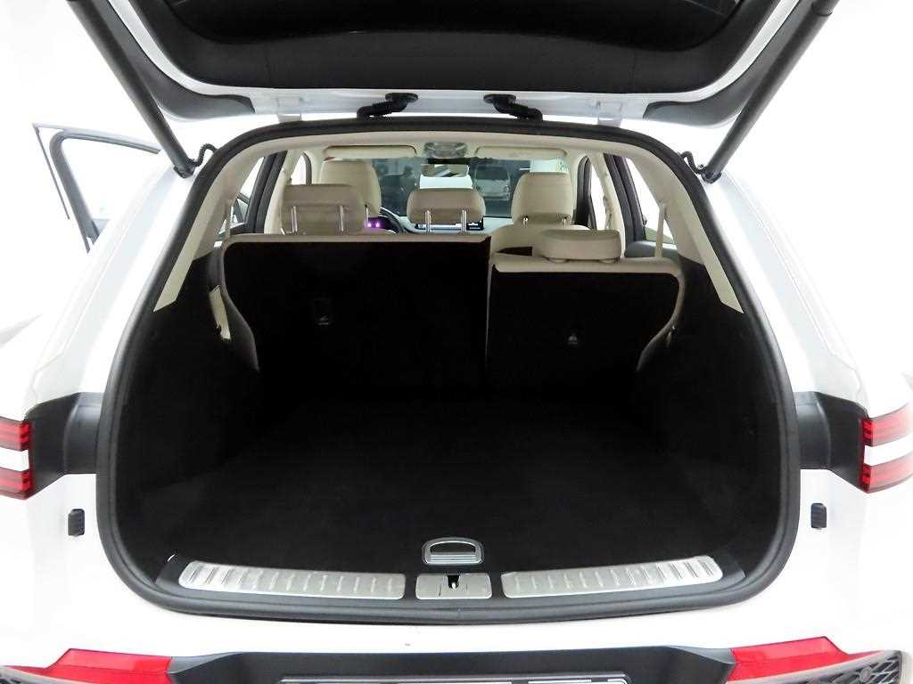 Genesis GV70 - Vista 5
