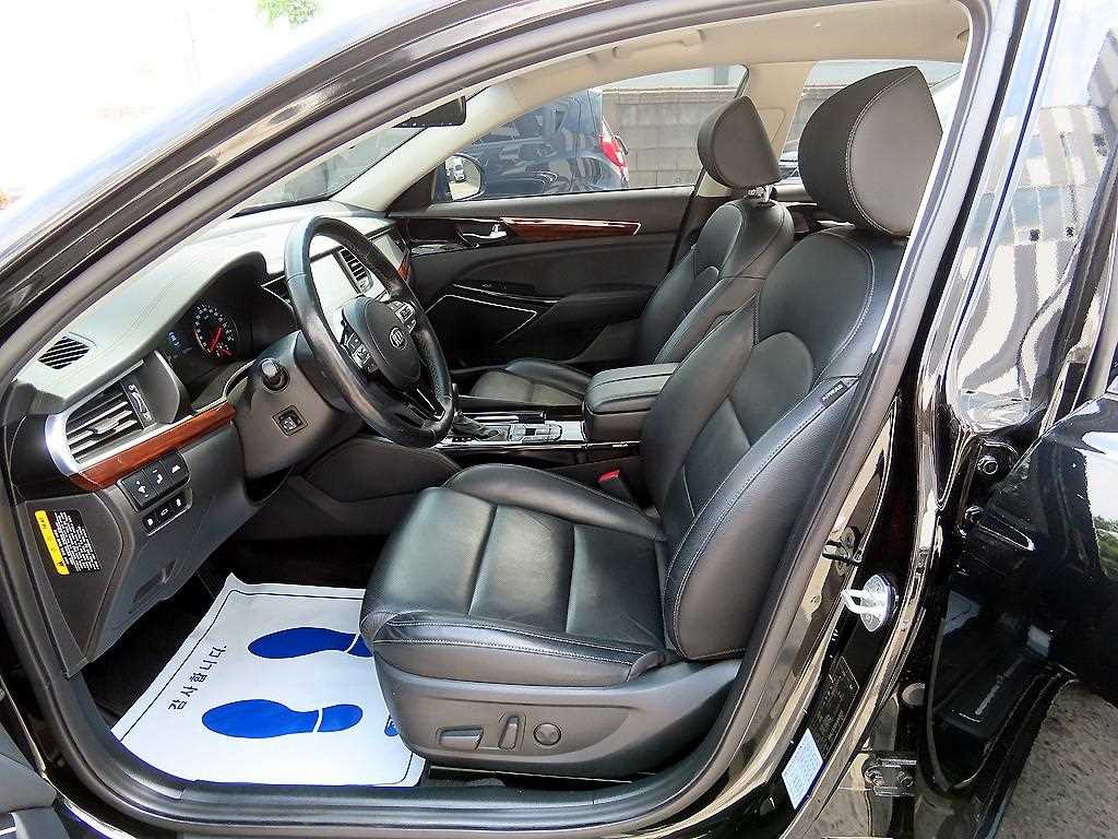 KIA K7 - Vista 5