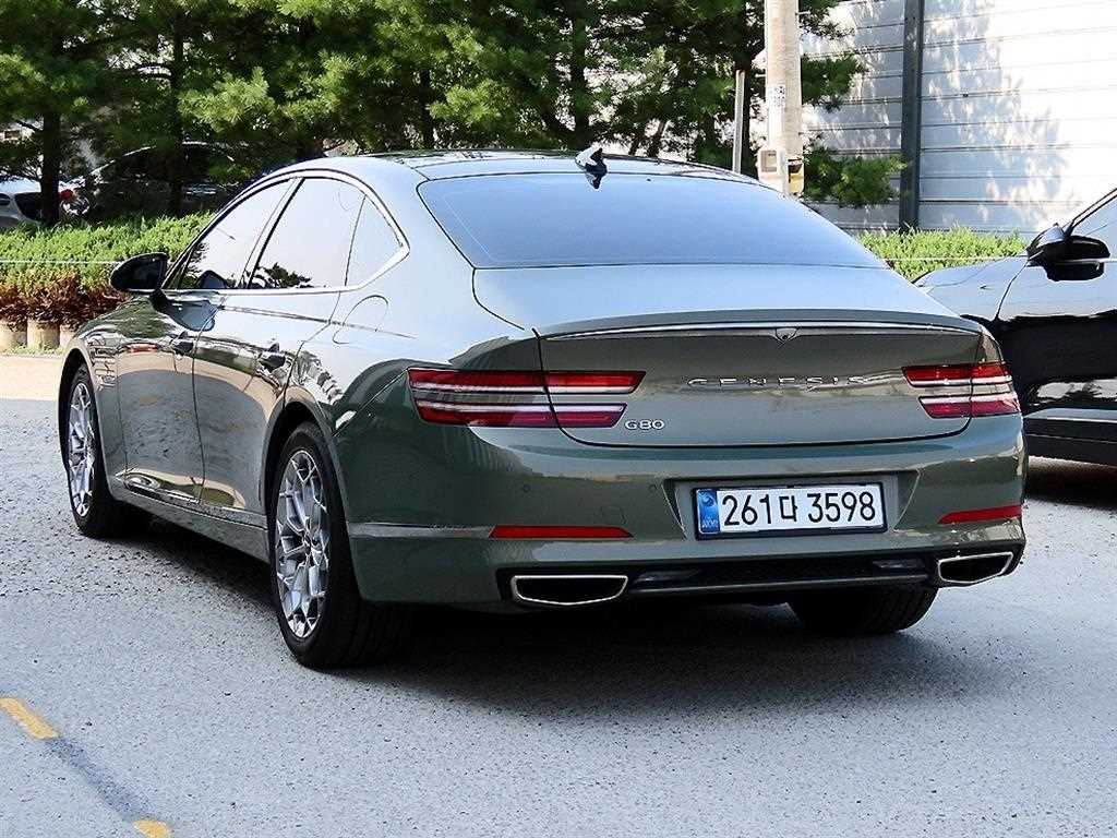 Genesis G80 - Vista 4