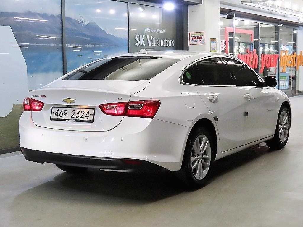 Chevrolet Malibu - Vista 4