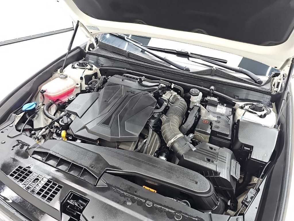 HYUNDAI Grandeur - Vista 5
