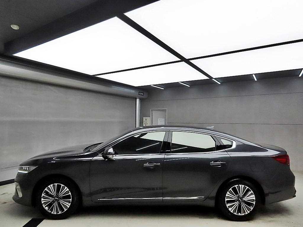 KIA K7 - Vista 4