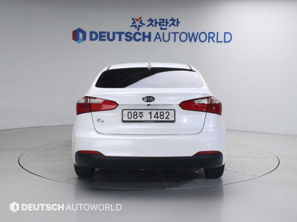 KIA K3 - Vista 4