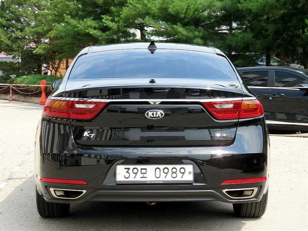 KIA K7 - Vista 4