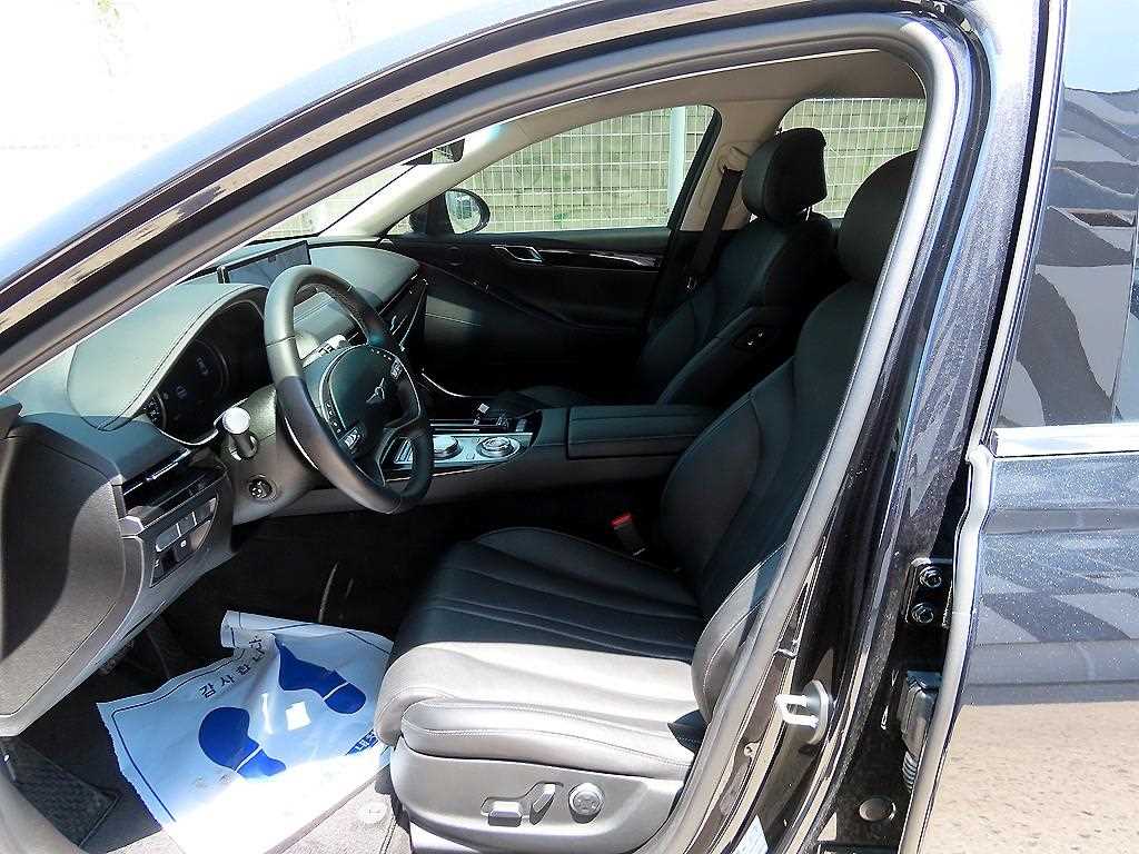 Genesis G80 - Vista 5