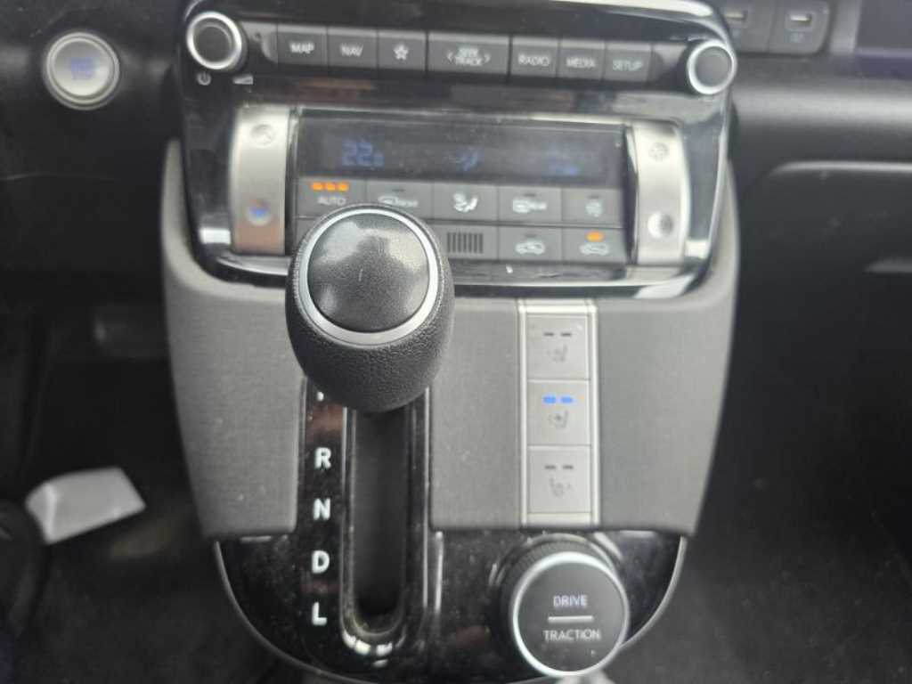 HYUNDAI Casper - Vista 5