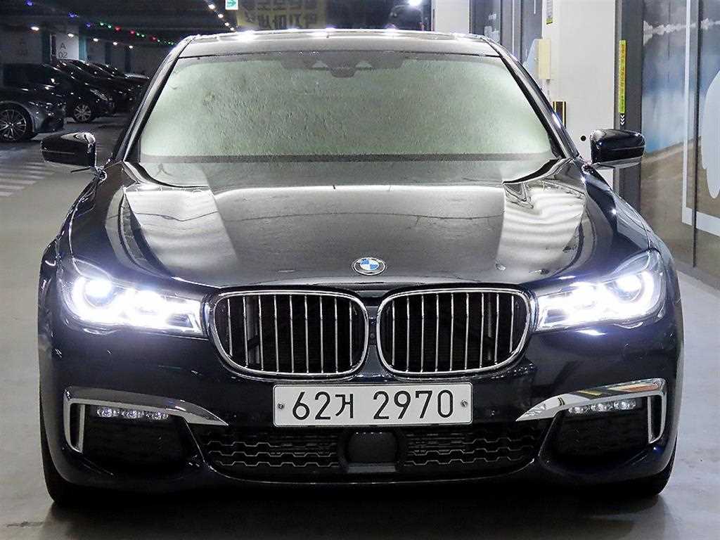 BMW 7시리즈 730d xDrive M 스포츠 사진 2/20