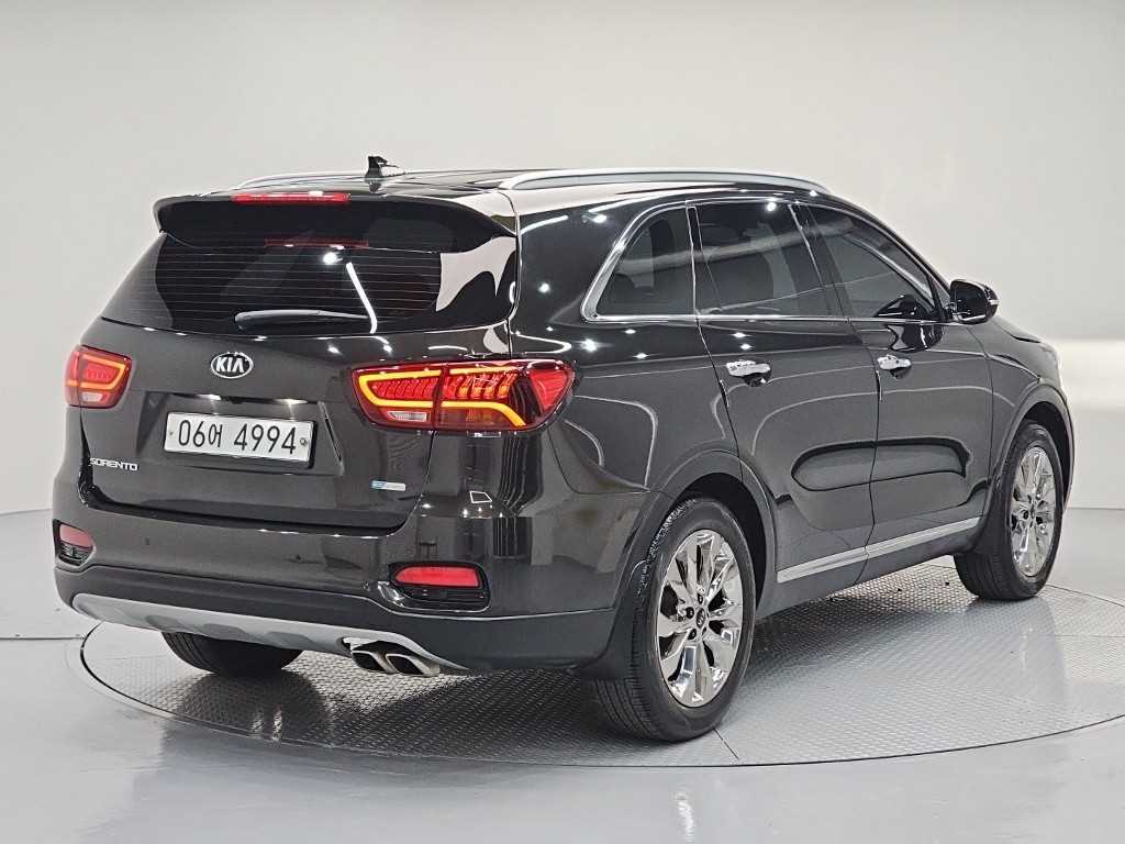 KIA Sorento - Vista 4