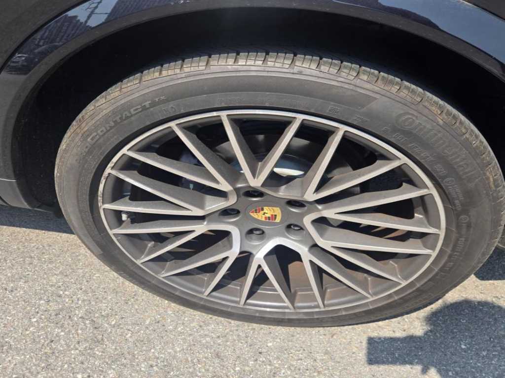 Porsche Cayenne - Vista 5