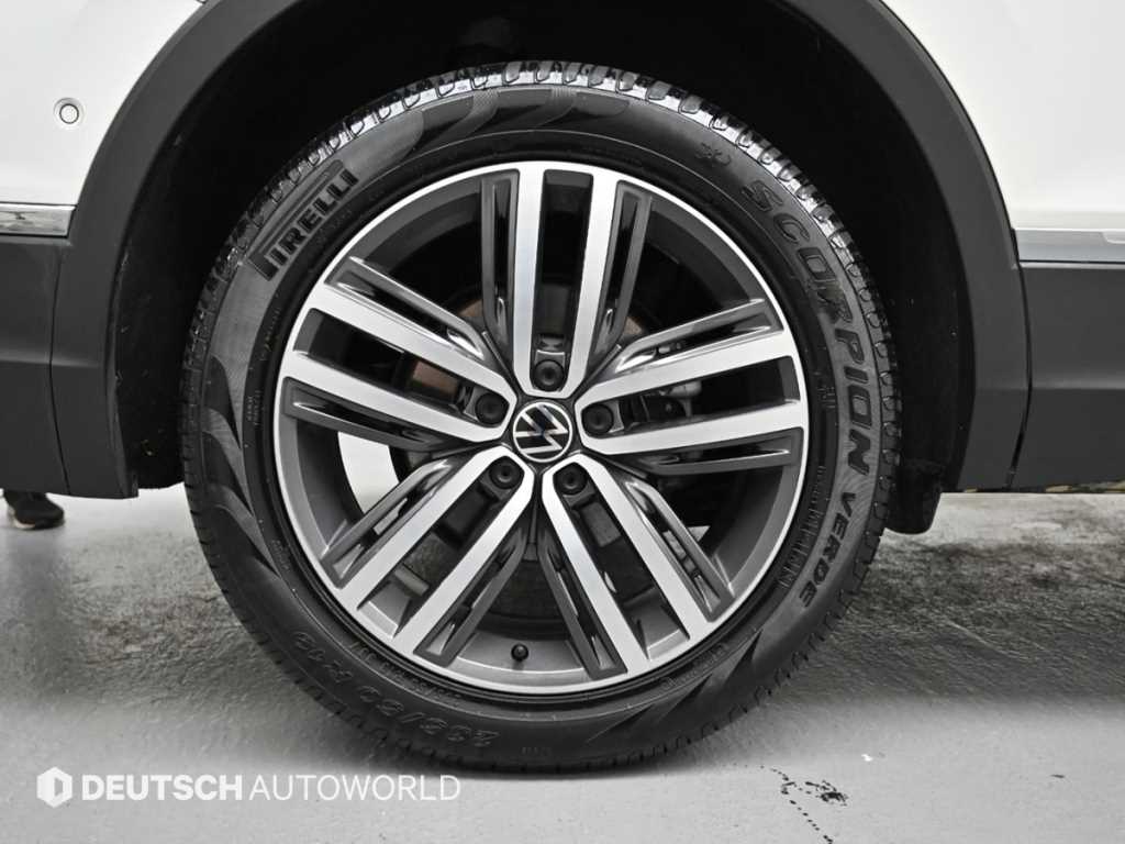 Volkswagen Tiguan - Vista 5