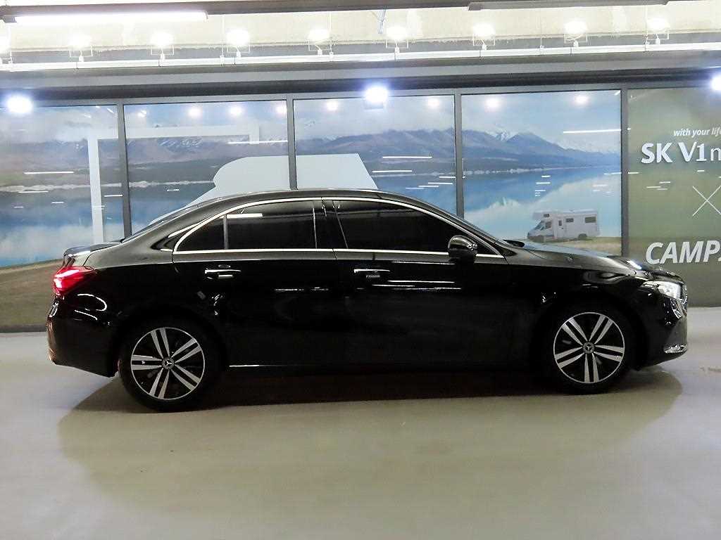 Mercedes Benz A Class - Vista 4