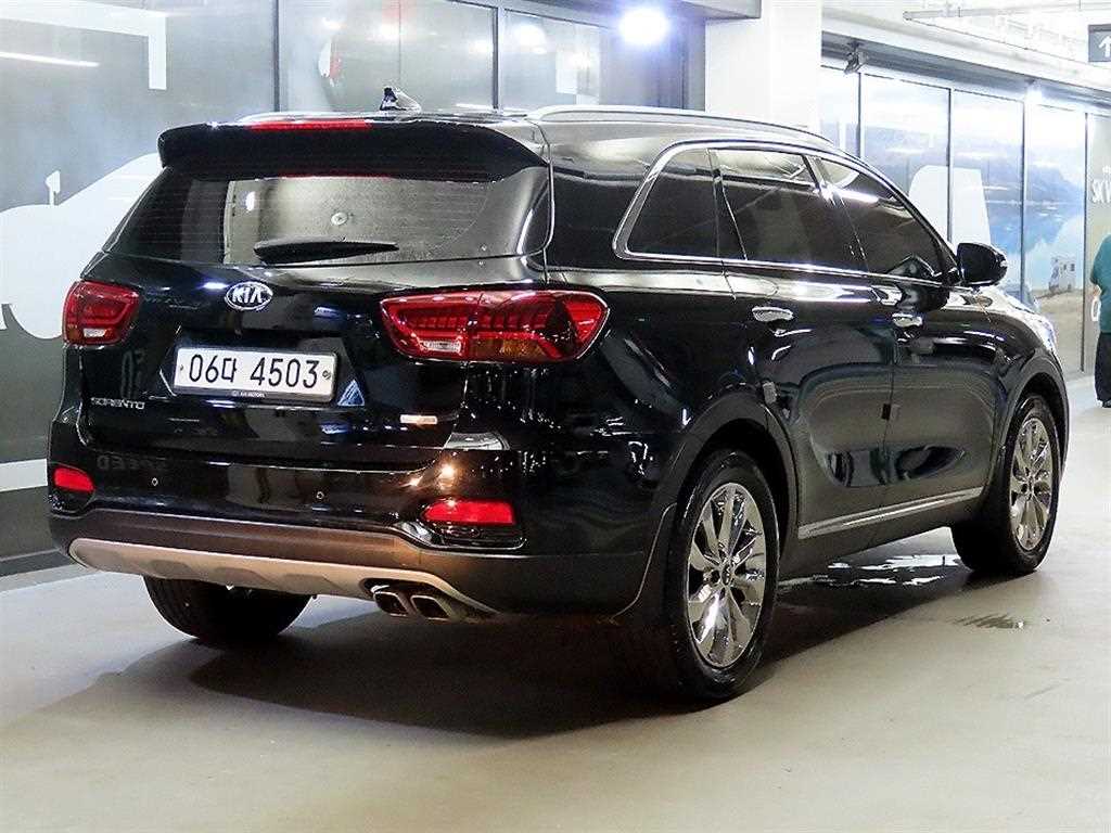 KIA Sorento - Vista 4