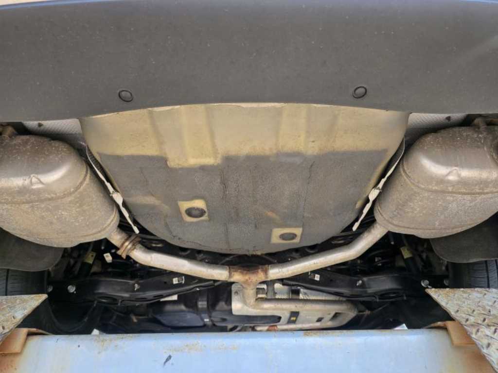 HYUNDAI Grandeur - Vista 4