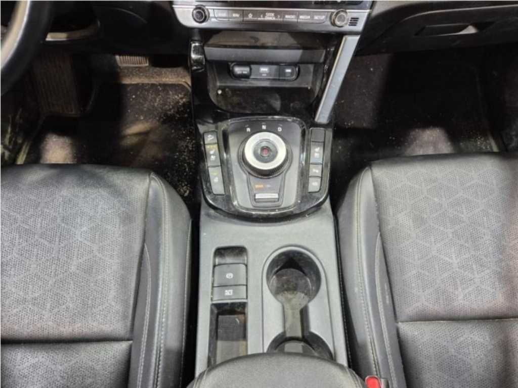 KIA Seltos - Vista 4
