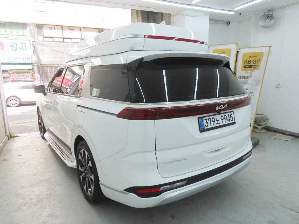 KIA Carnival - Vista 4