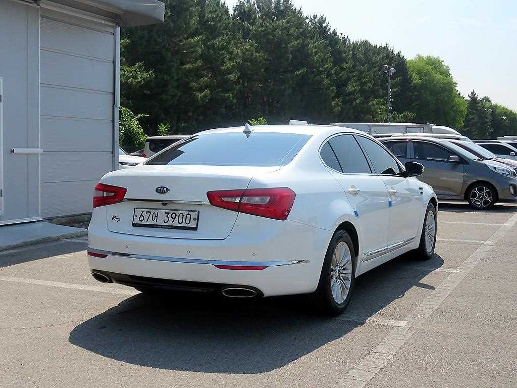 KIA K7 - Vista 4