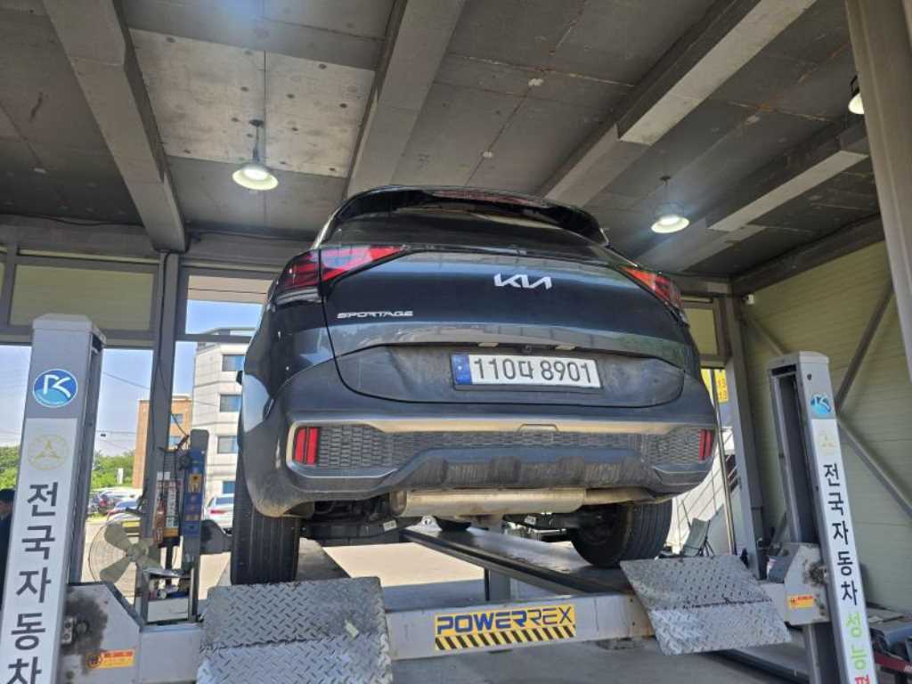 KIA Sportage - Vista 4