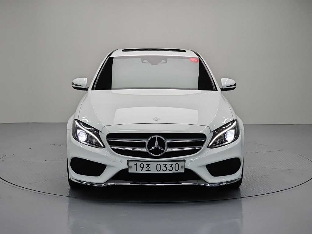 벤츠 C 클래스 C200 AMG LINE 사진 2/18