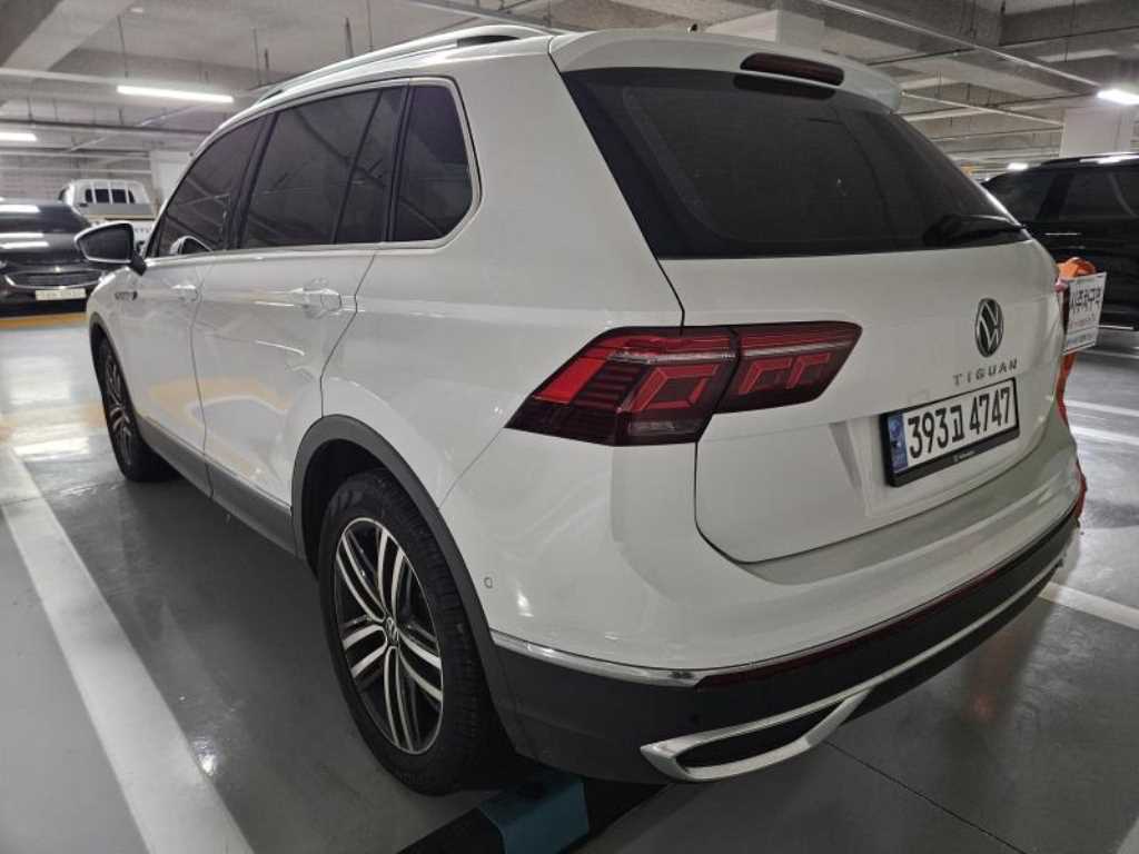 Volkswagen Tiguan - Vista 4